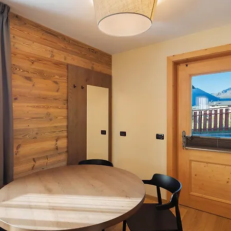 シャレー Elma - リヴィーニョ